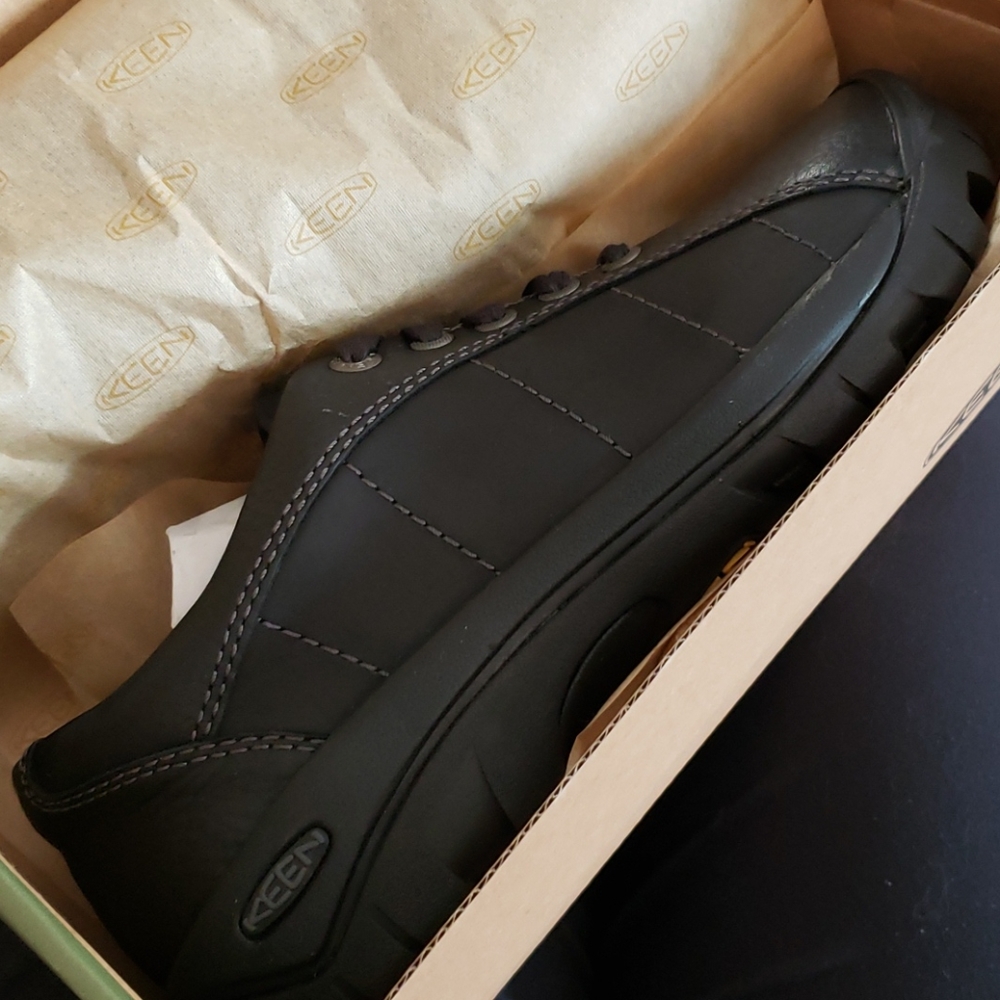 KEEN Presidio Women's Shoe